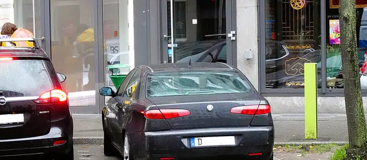 Alfa Romeo 166 1 рест. — автомобиль