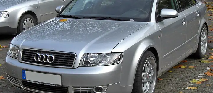 Audi A4 2 (B6) — автомобиль