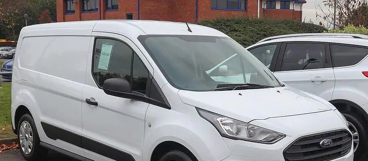 Ford Transit 8