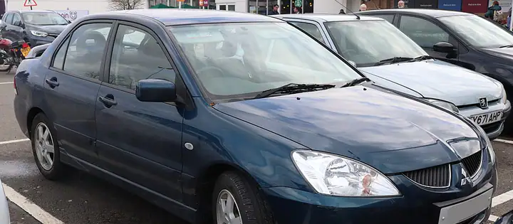 Mitsubishi Lancer 9 дорест. / 9 рест.